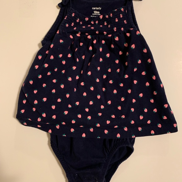 Carter’s Romper - Picture 2 of 3